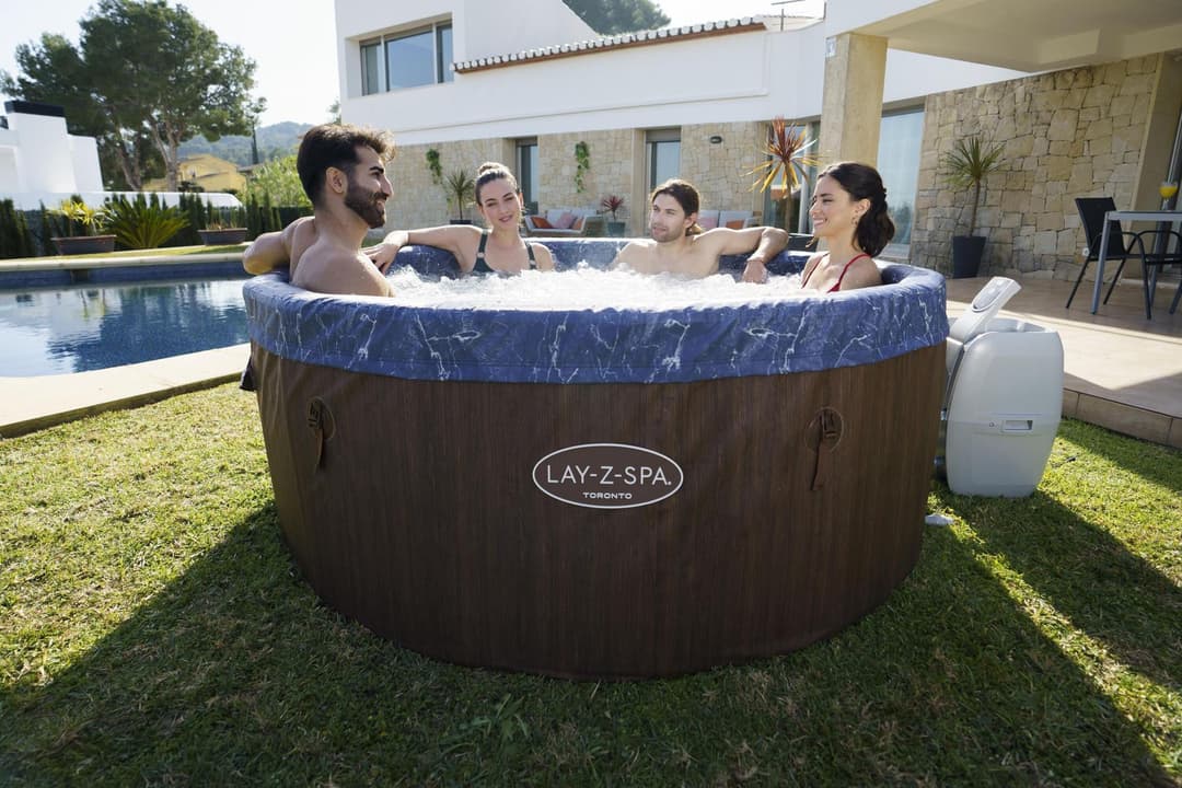 Spa Gonflable Spa semi rigide 5-7 places Lay-Z-Spa Toronto Airjet Bestway 2
