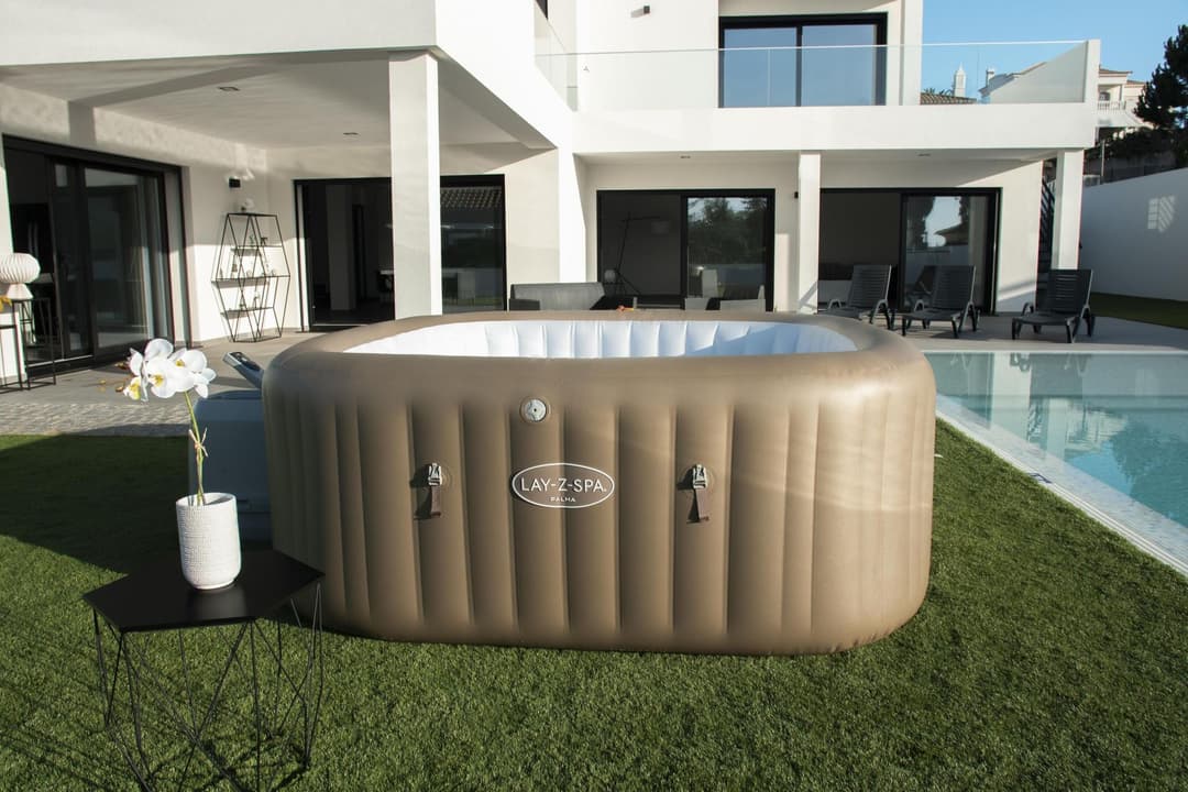 Spa Spa gonflable carré Lay-Z-Spa Palma Hydrojet Pro 5 - 7 places Bestway 3