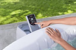 Spa Gonflable Spa gonflable rond Miami AirJet Energy Sense 4 - 6 places Bestway 7