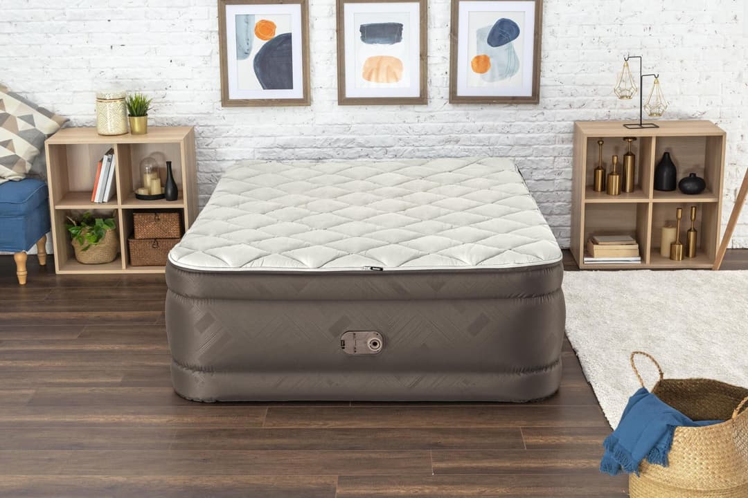 Matelas gonflables Matelas gonflable avec surmatelas et pompe électrique intégrée 203x152x51cm Bestway 2