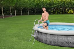 Accessoires Piscine Echelle pour piscine hors sol jusqu'à hauteur 84 cm - 2x2 marches Bestway 4