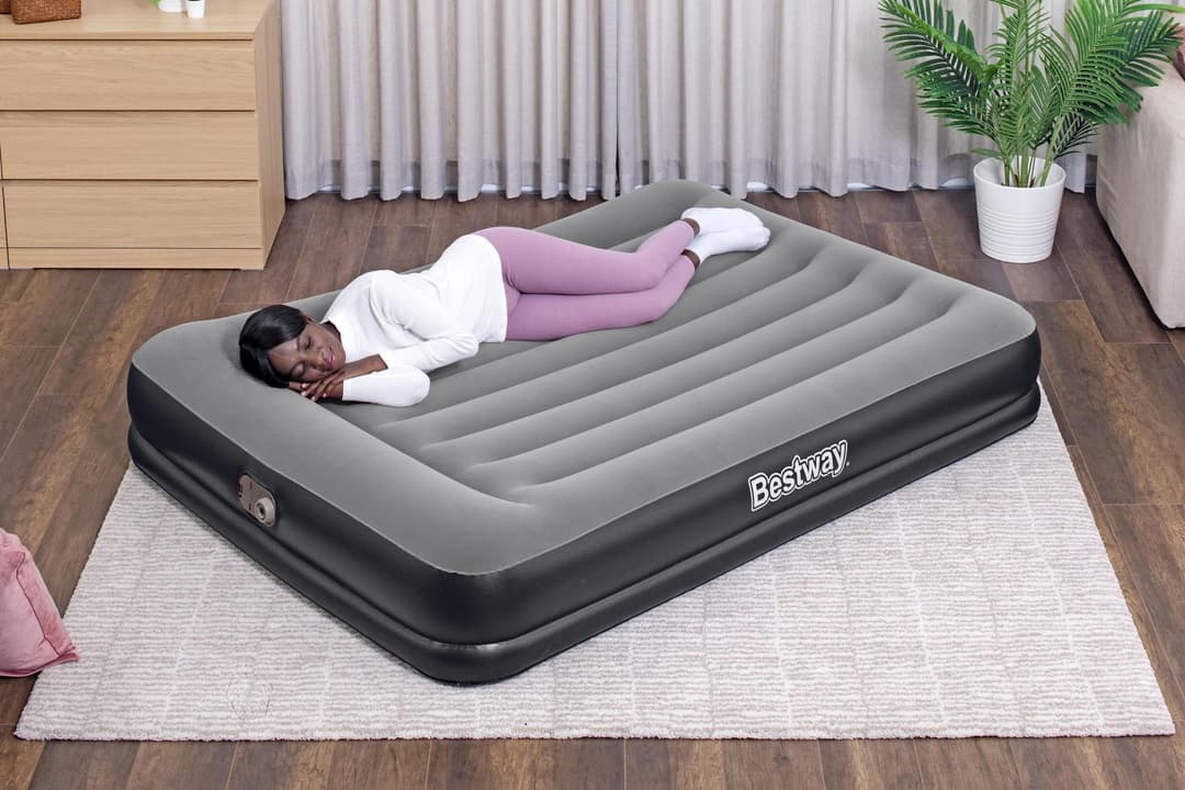 Matelas gonflables Lit gonflable 2 places 203x152x36cm avec pompe électrique intégrée Bestway 2