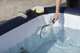 Accessoires Spa Kit de nettoyage pour spa gonflable Lay-Z-Spa 3 pièces Bestway 2