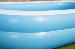 Piscine hors sol Piscine familiale gonflable translucide 2,62 m x 1,75 m x 51 cm Bestway 9