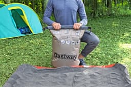 Camping et tente Matelas gonflable camping 2 places 203x152x22cm avec sac de gonflage Bestway 4