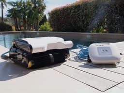 Robot piscine Robot piscine électrique Clean Pool - nettoie fond et parois - 4x8m max Bestway 5