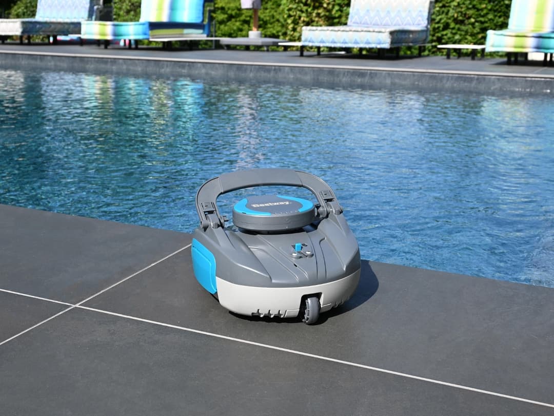 Robot piscine Robot piscine rechargeable Cristal - nettoyage fond plat - 10 m² max Bestway 2