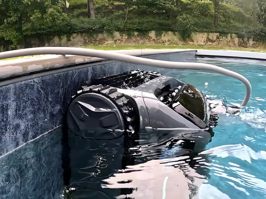 Robot piscine Robot piscine électrique Titanium - nettoie fond et parois - 5x10m max Bestway 5