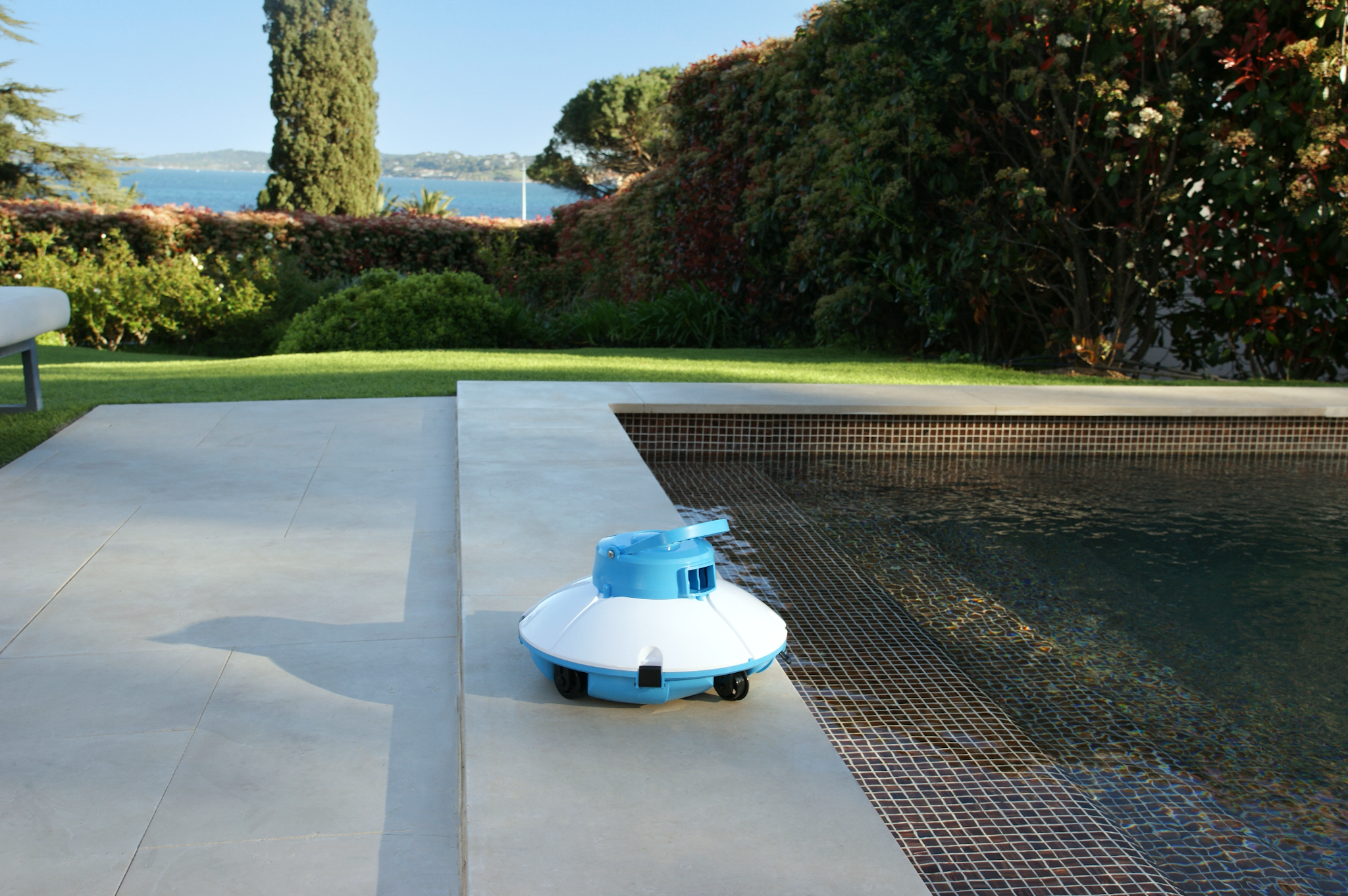 Robots piscines Robot de piscine autonome Frisbee bleu Bestway 4
