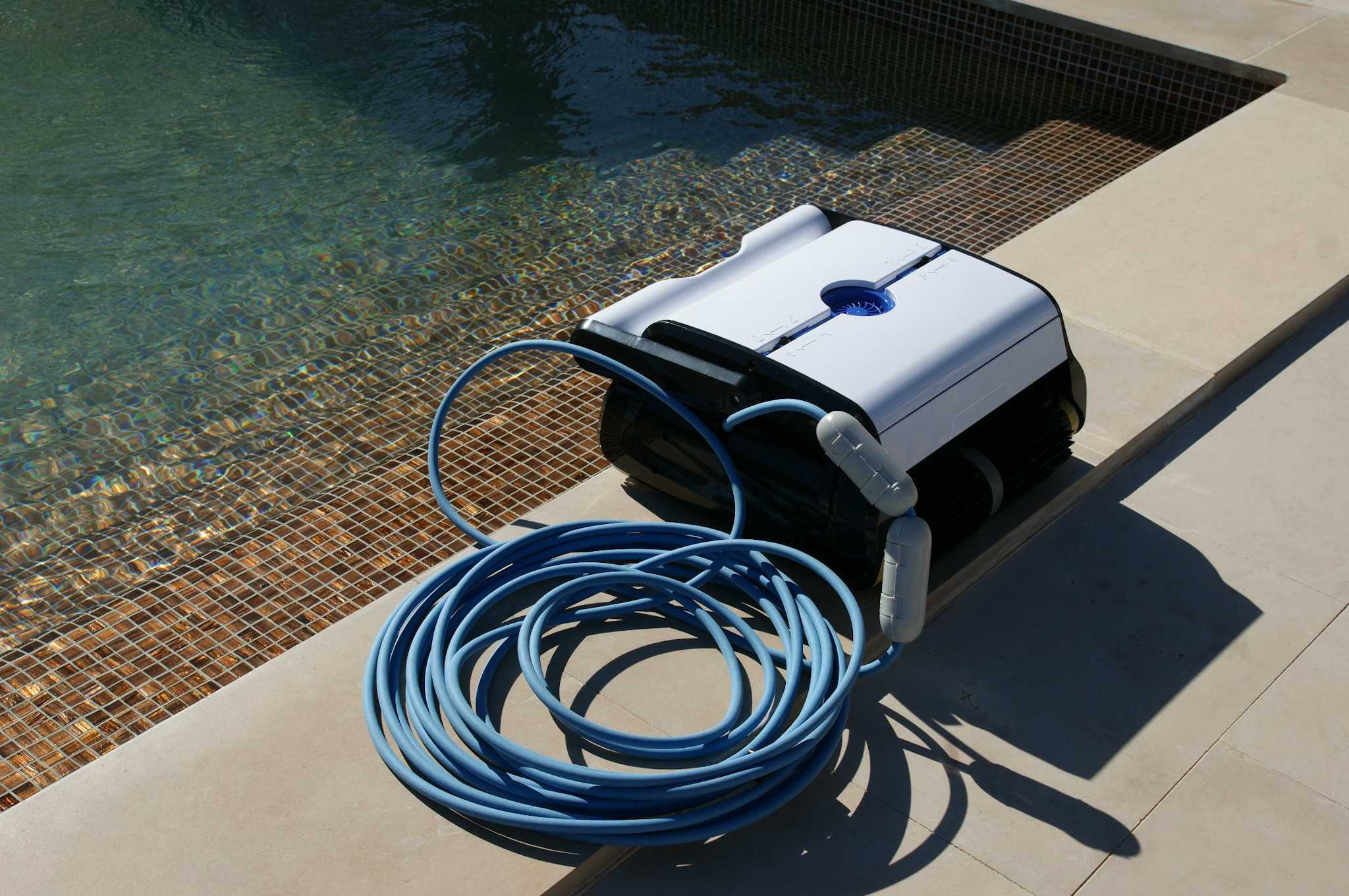 Robots piscines Robot de piscine électrique Clean Pool Bestway 3