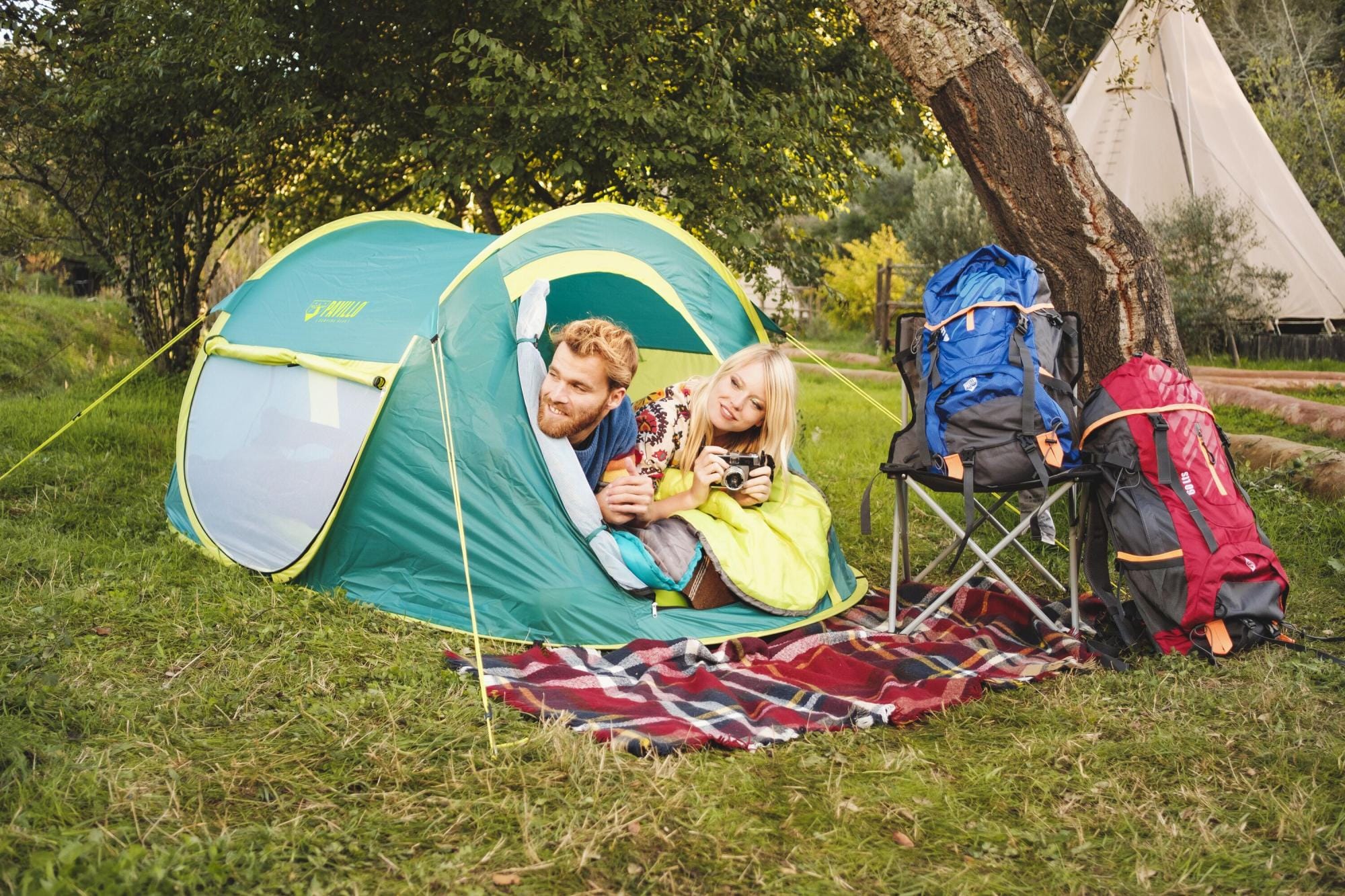Camping et tente Tente de camping automatique 2 places CoolMount 2 Bestway™ 235 x 145 x 100 cm Bestway 1