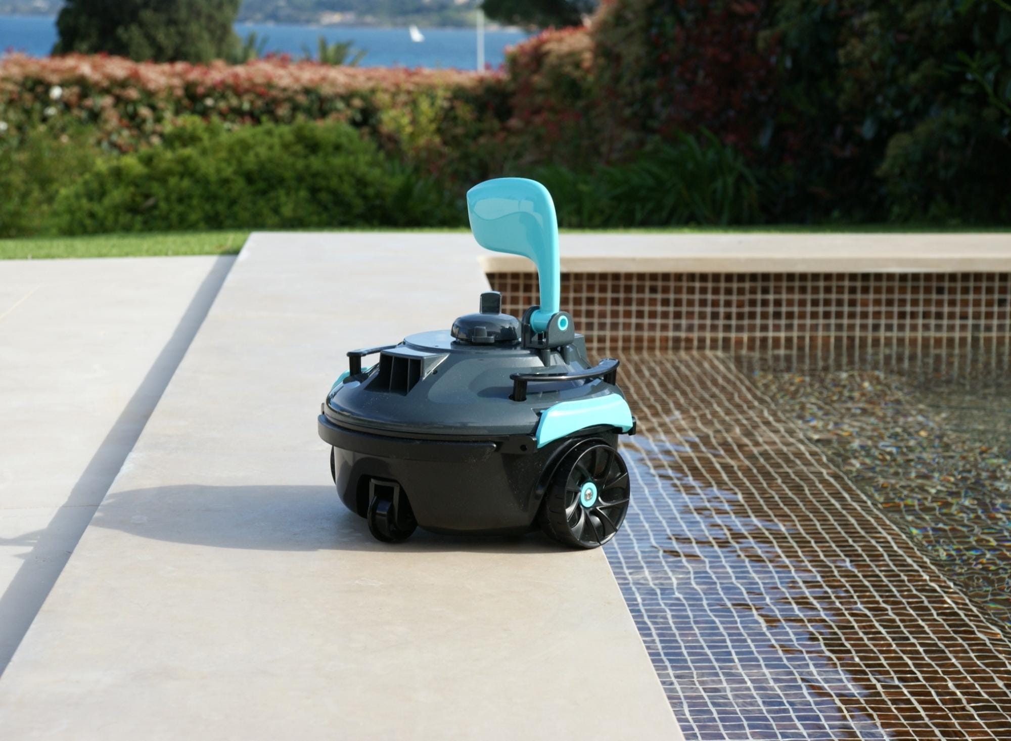 Robots piscines Robot de piscine autonome Guppy gris Bestway 3