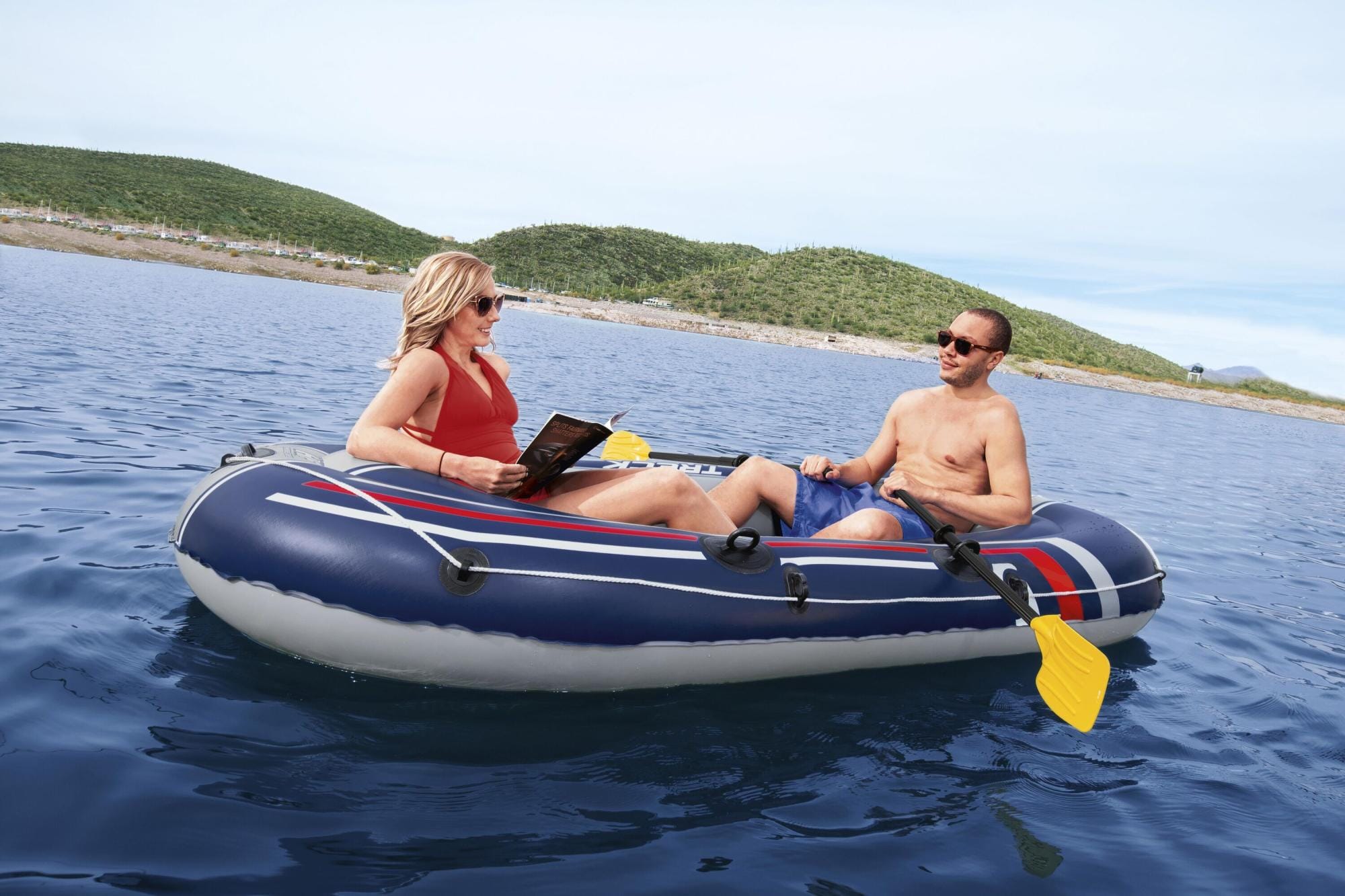 Bateaux, paddle et kayak Bateau gonflable Hydro-Force™ Treck X2 255 x 127 x 36 cm avec 2 rames et un gonfleur à pied Bestway 1
