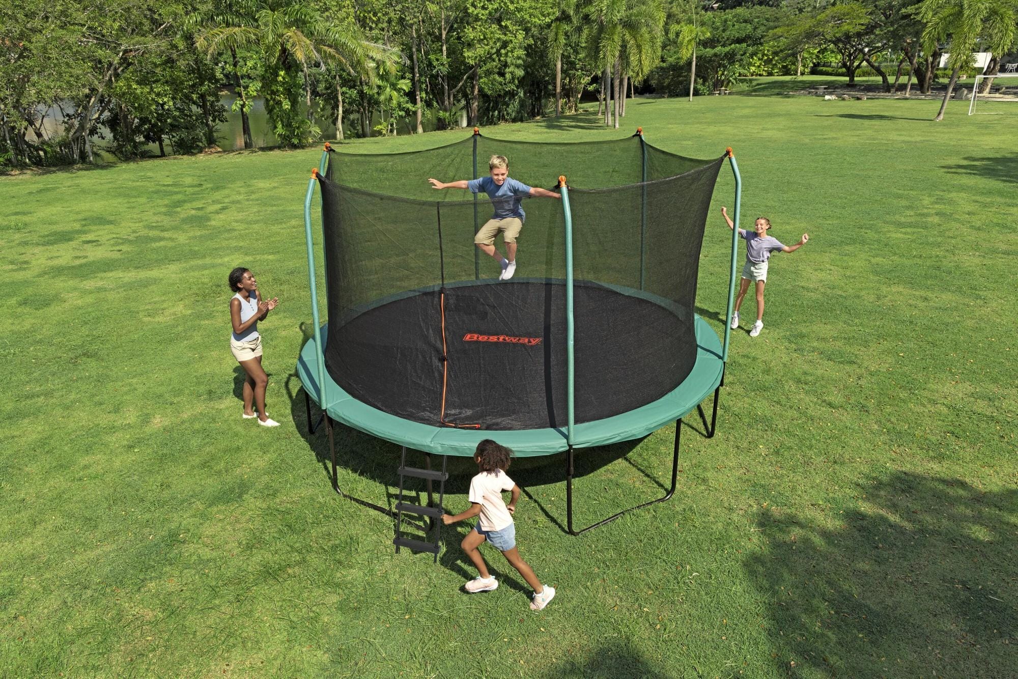 Jeux d'extérieur et trampoline Trampoline extérieur pour enfants Xtreme Air 427 cm Bestway 1