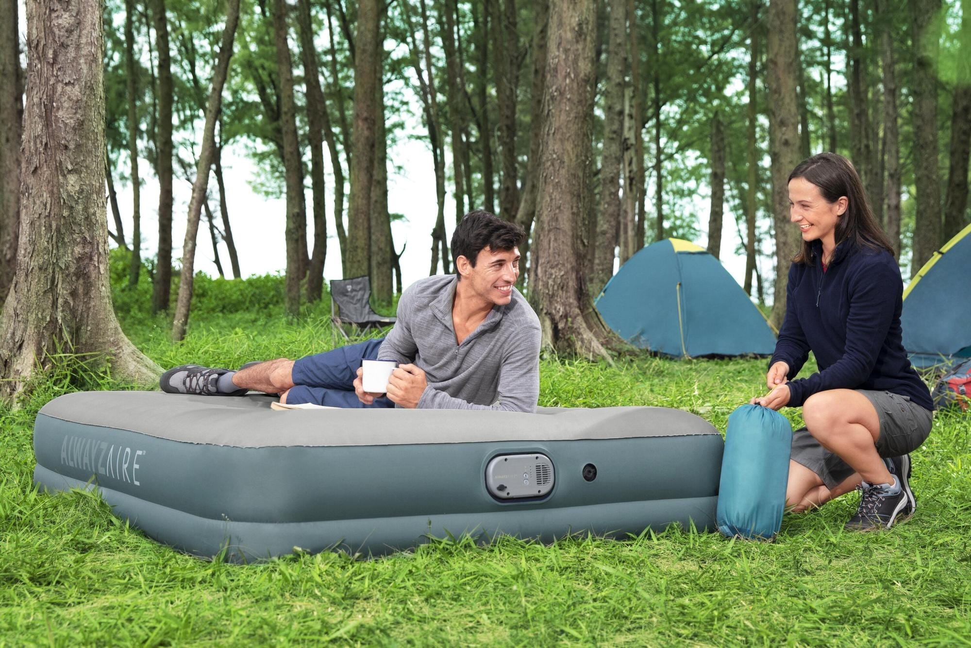 Camping et tente Matelas gonflable 2 places 203x152x36cm pompe AlwayzAire électrique gris Bestway 1