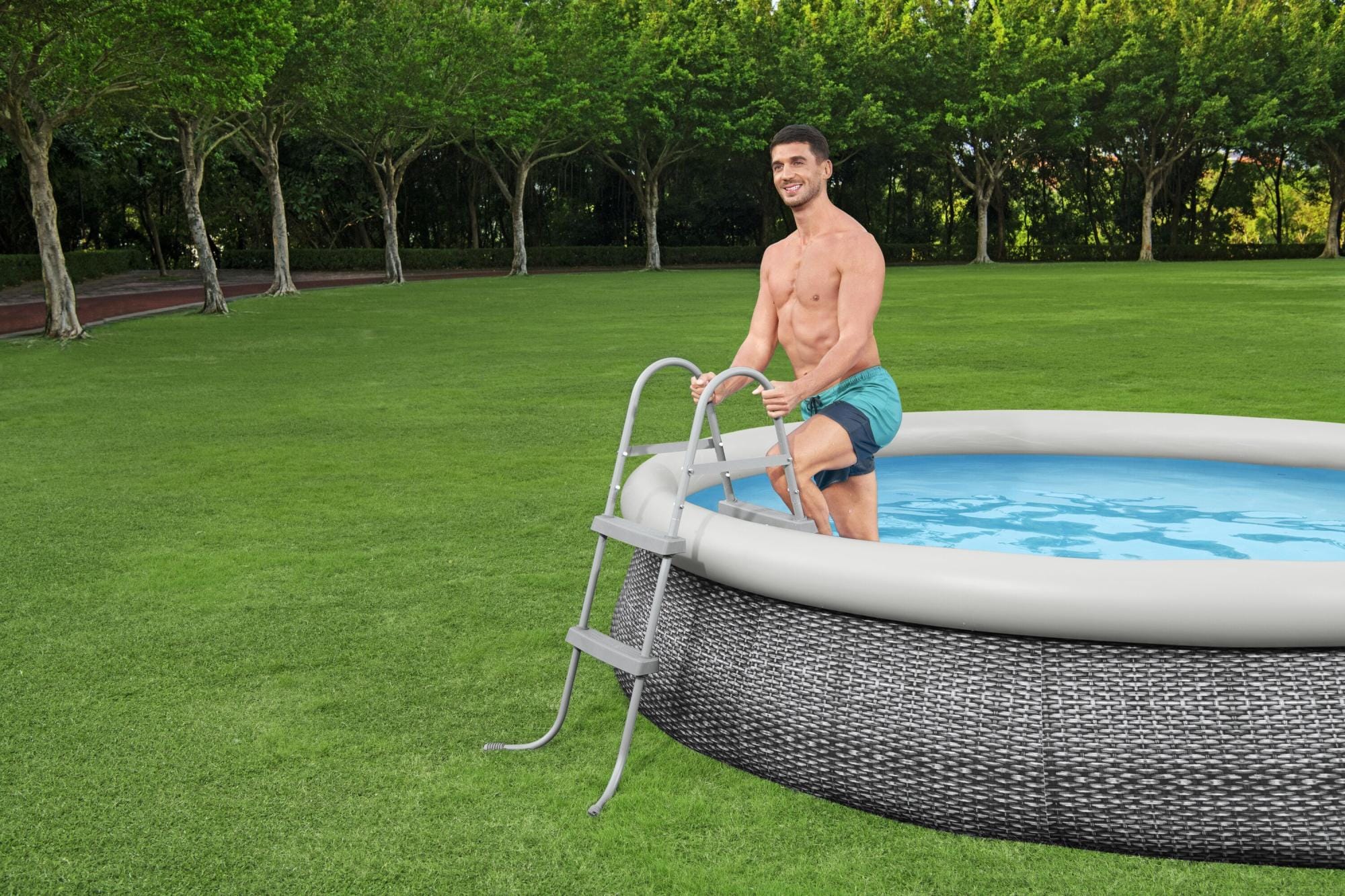 Accessoires Piscine Echelle pour piscine hors sol jusqu'à hauteur 84 cm - 2x2 marches Bestway 1