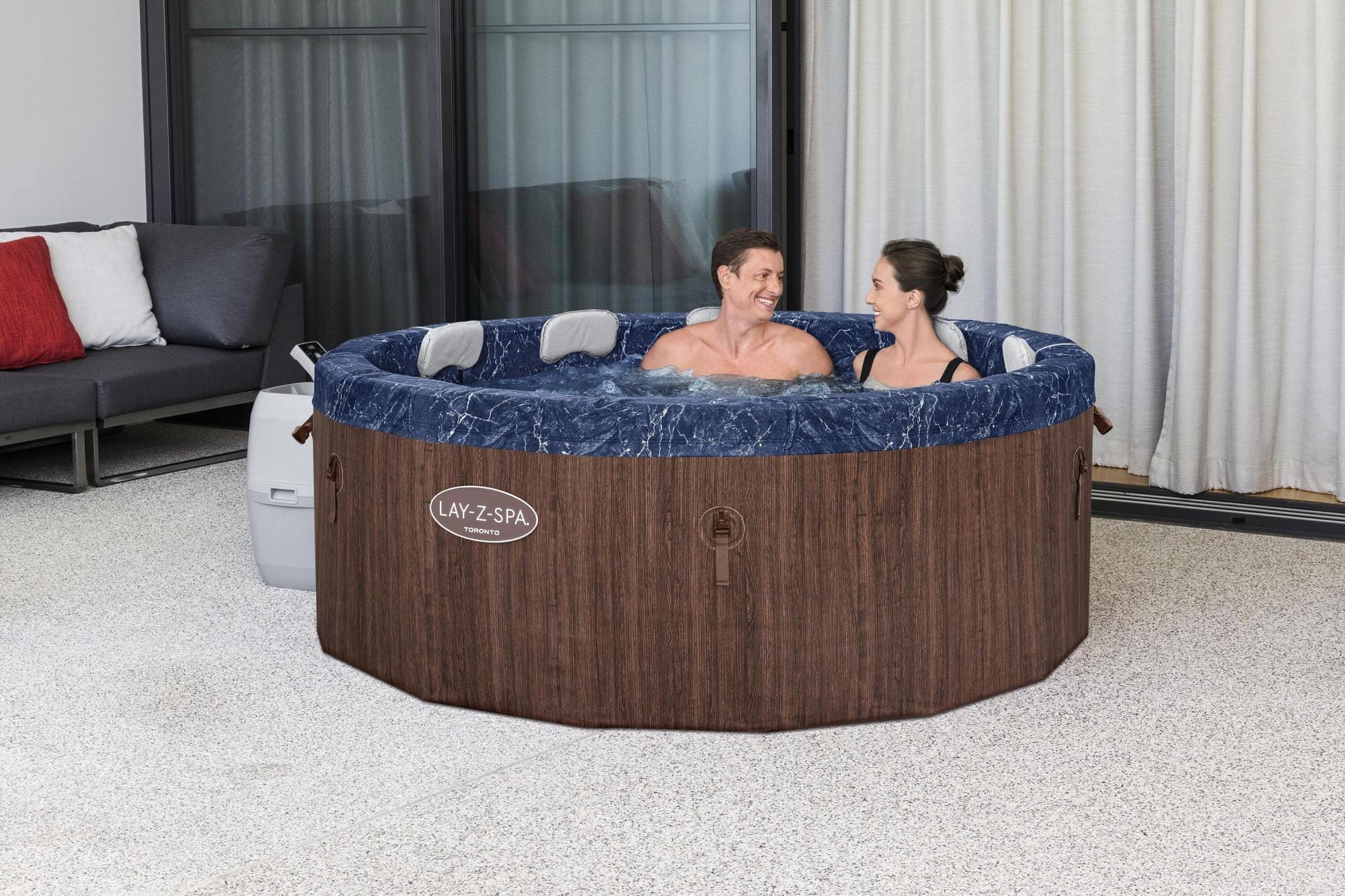 Spa Gonflable Spa semi rigide 5-7 places Lay-Z-Spa Toronto Airjet Bestway 1