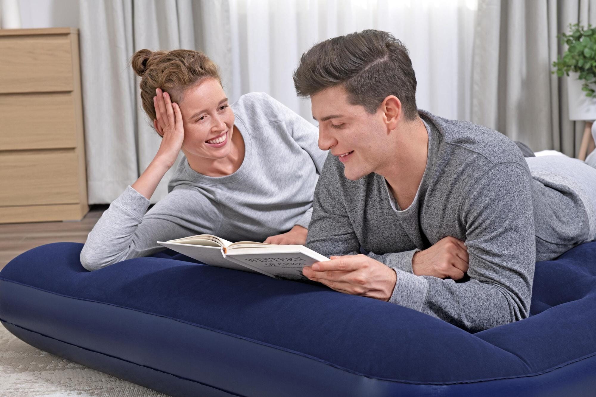 Camping et tente Matelas gonflable camping 2 places 191x137x22cm pompe à pied intégrée Bestway 5