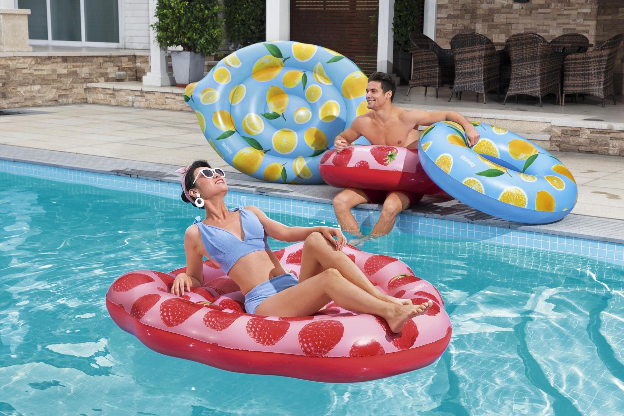 Jeux d'extérieur et trampoline Matelas de piscine parfumé à la framboise Scentsational Bestway 1