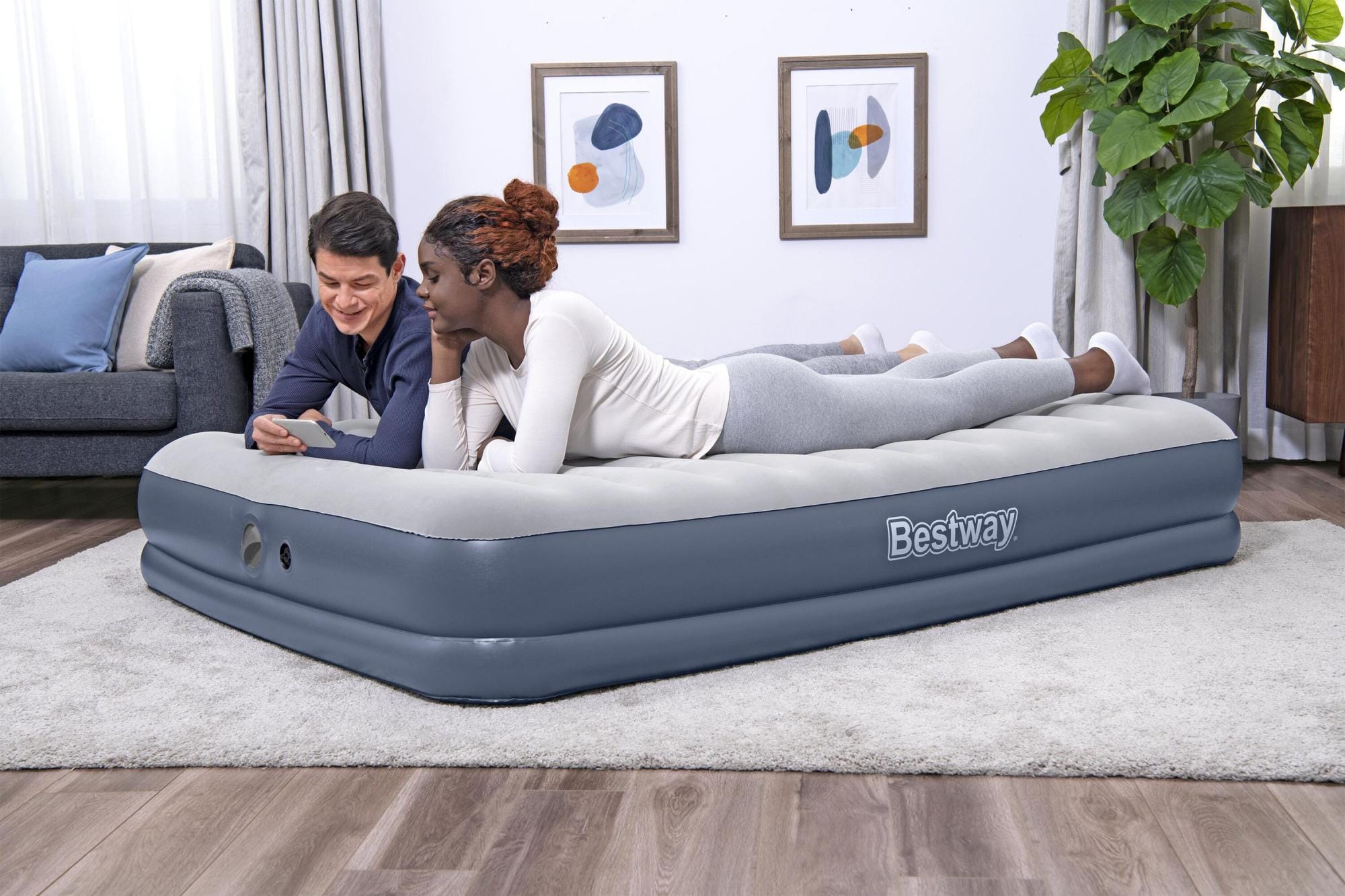 Camping et tente Matelas gonflable 2 places avec pompe rechargeable 203x152x36cm Bestway 1