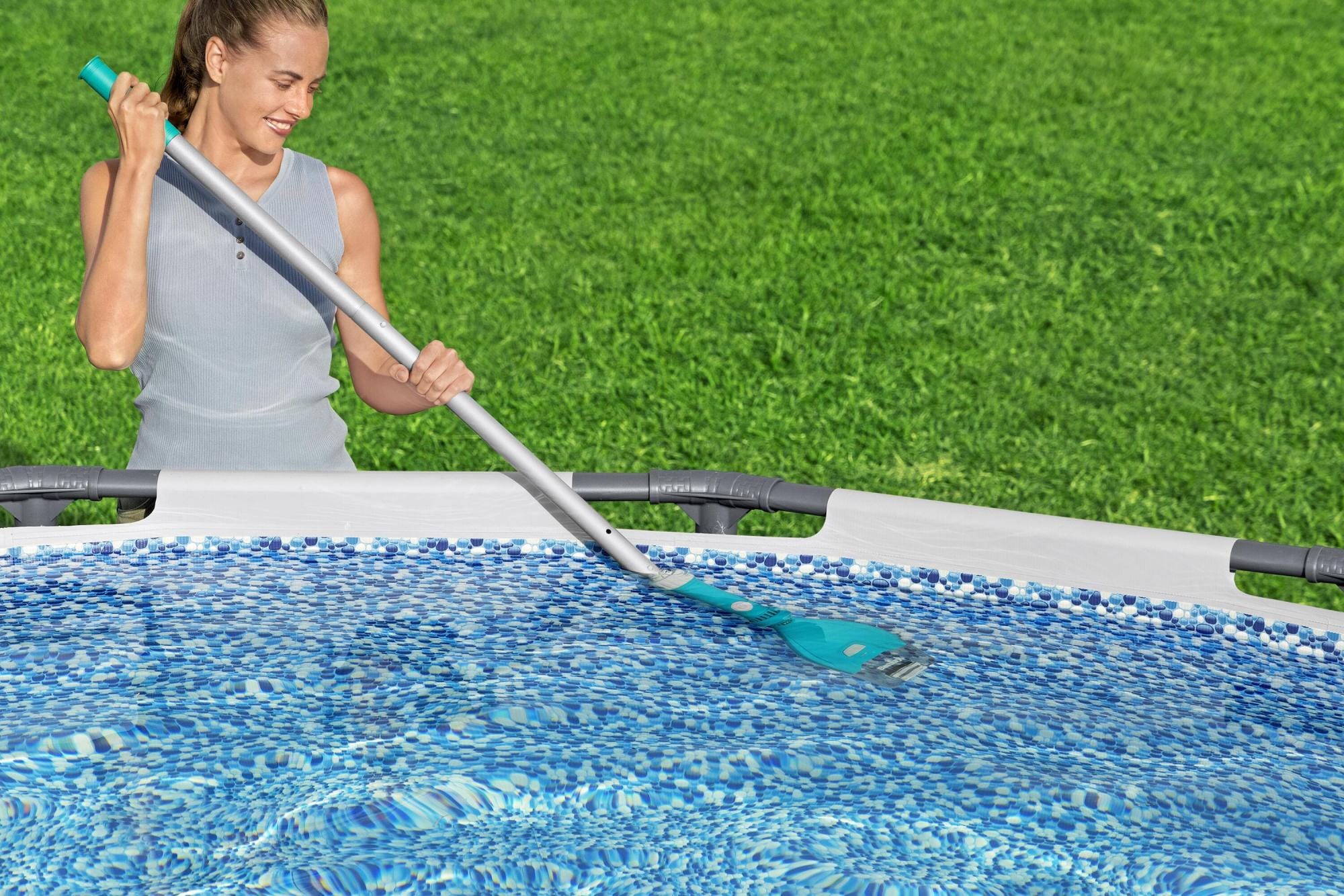 Accessoires Piscine Aspirateur piscine sans fil Aquatech pour piscines jusqu'à 3,05 m Bestway 1