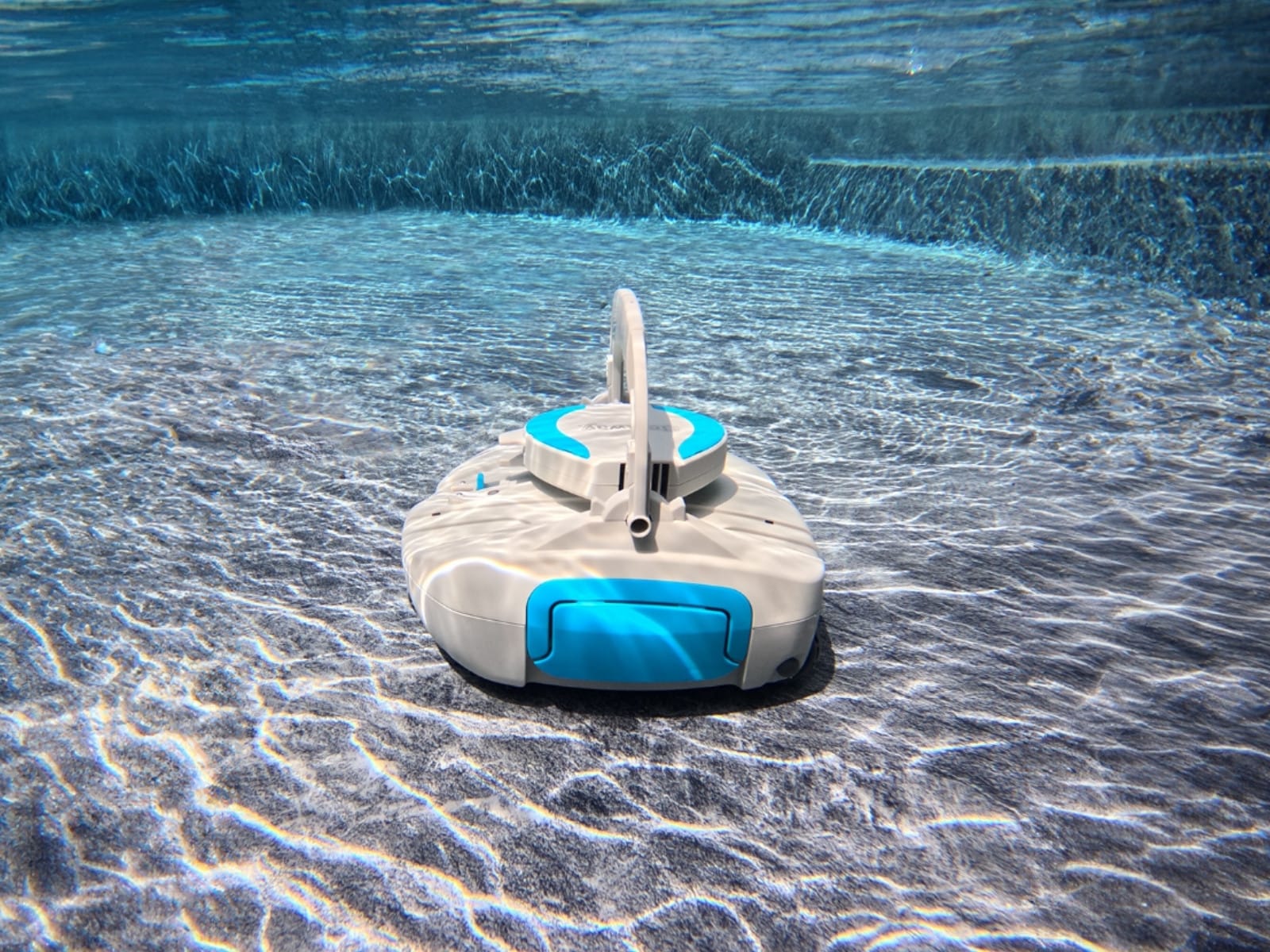Robot piscine Robot piscine rechargeable Quartz - nettoyage fond plat - 10 m² max Bestway 1