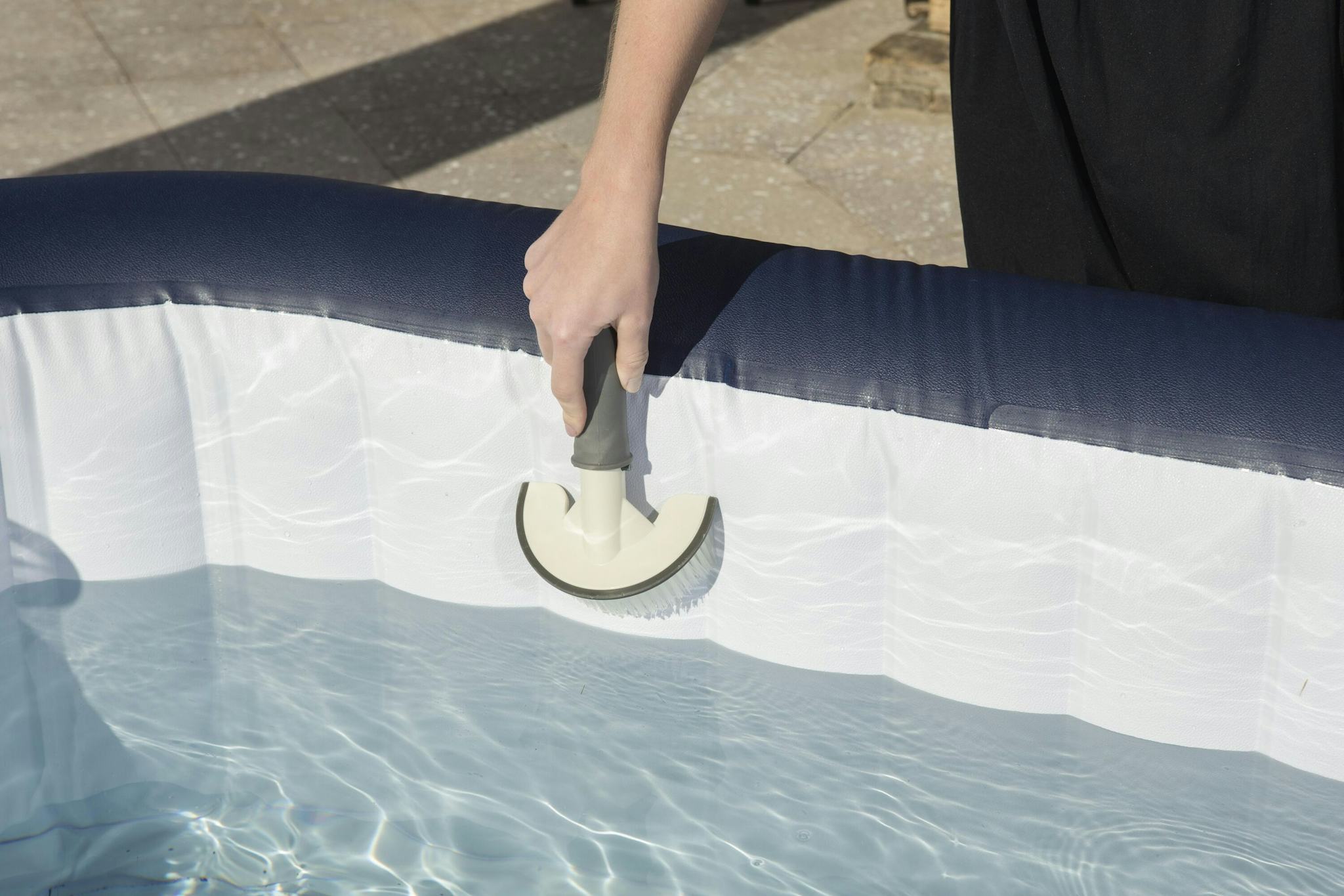 Accessoires piscine et spa Kit de nettoyage pour spa gonflable Lay-Z-Spa® 3 pièces Bestway 4