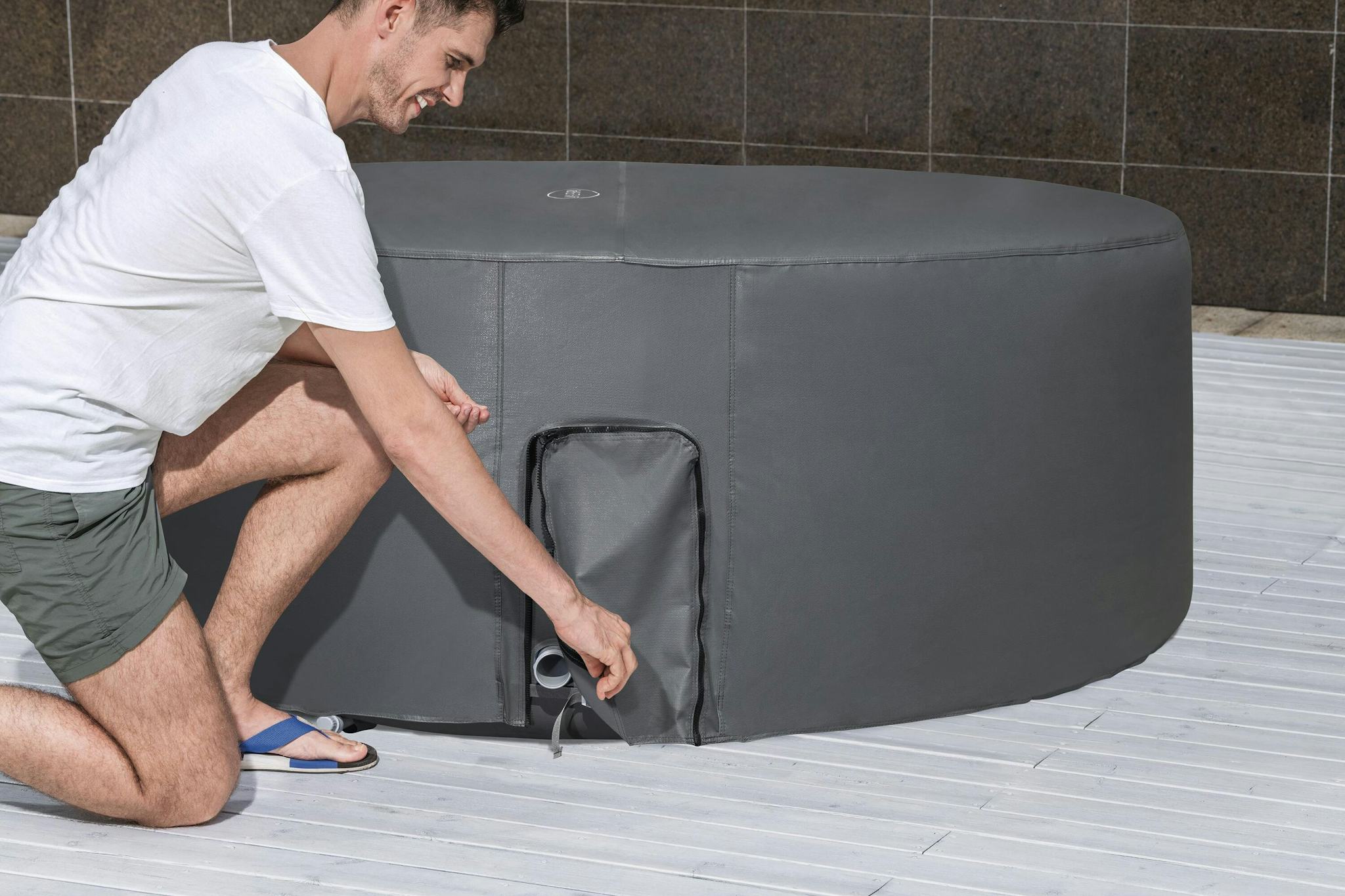Accessoires piscine et spa Couverture thermique Energysense pour spas ronds 2,16m x 80cm Bestway 9