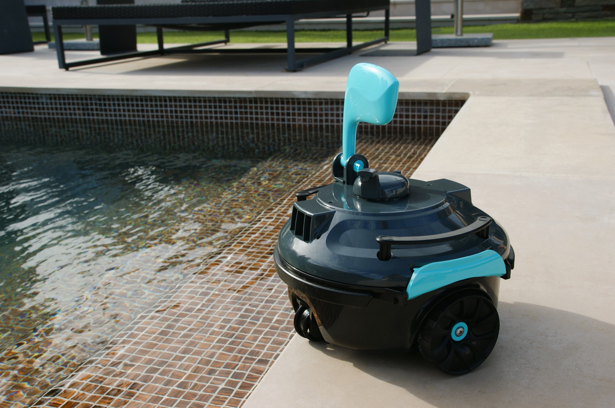 Robots piscines Robot de piscine autonome Guppy gris Bestway 3