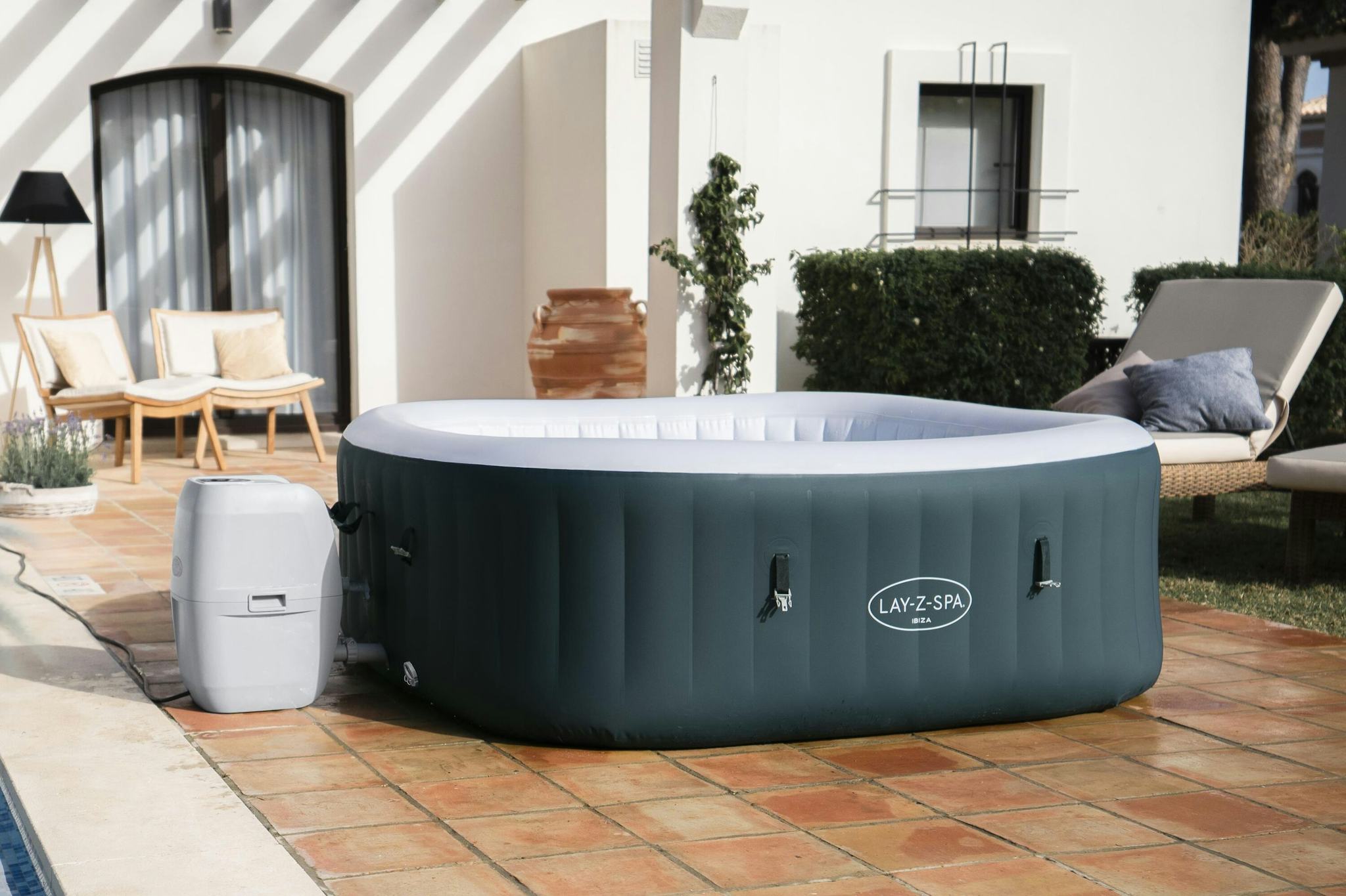 Spas Gonflables Spa gonflable carré Lay-Z-Spa Ibiza Airjet™ 4 - 6 personnes Bestway 5