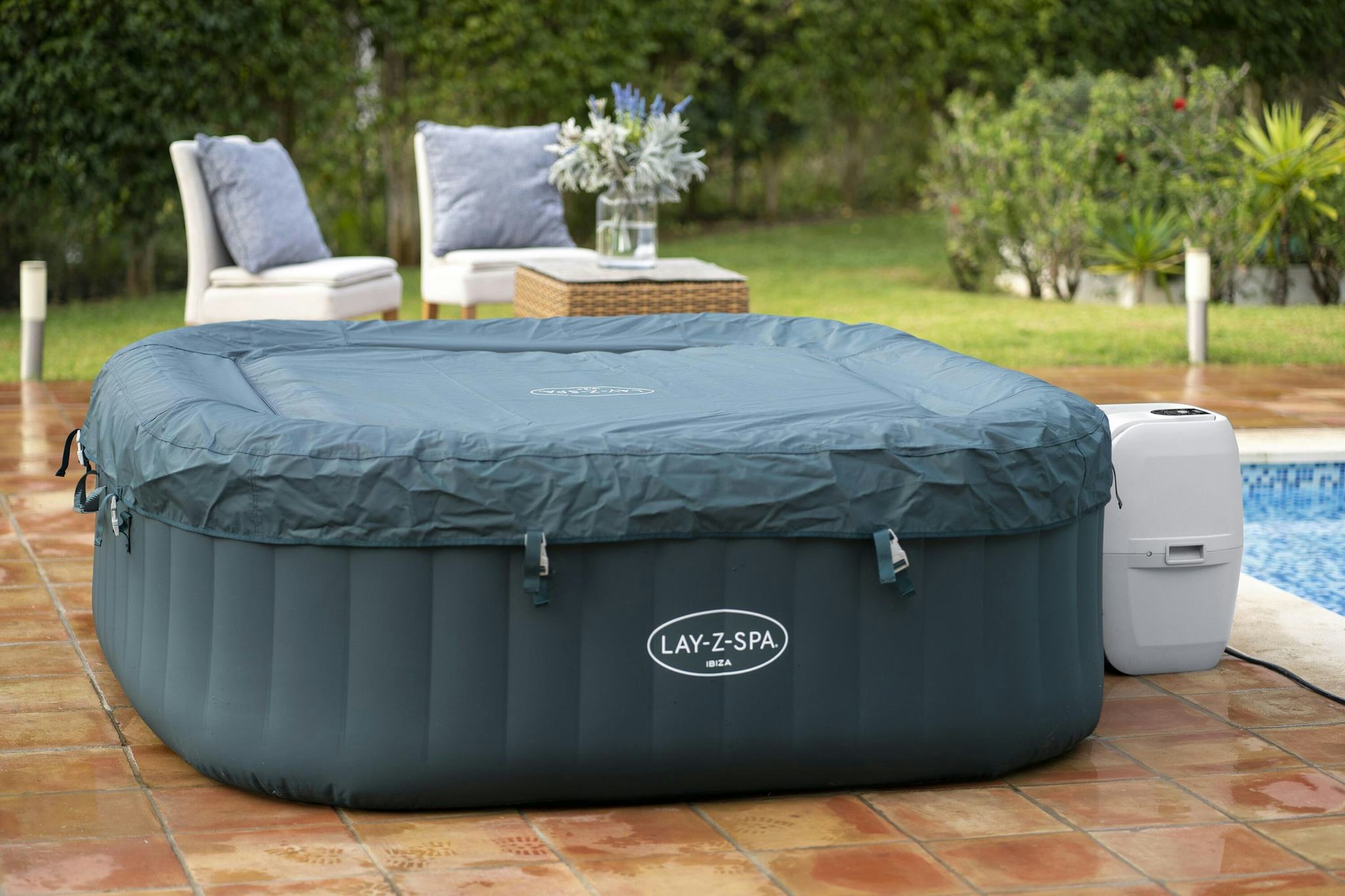 Spas Gonflables Spa gonflable carré Lay-Z-Spa Ibiza Airjet™ 4 - 6 personnes Bestway 8